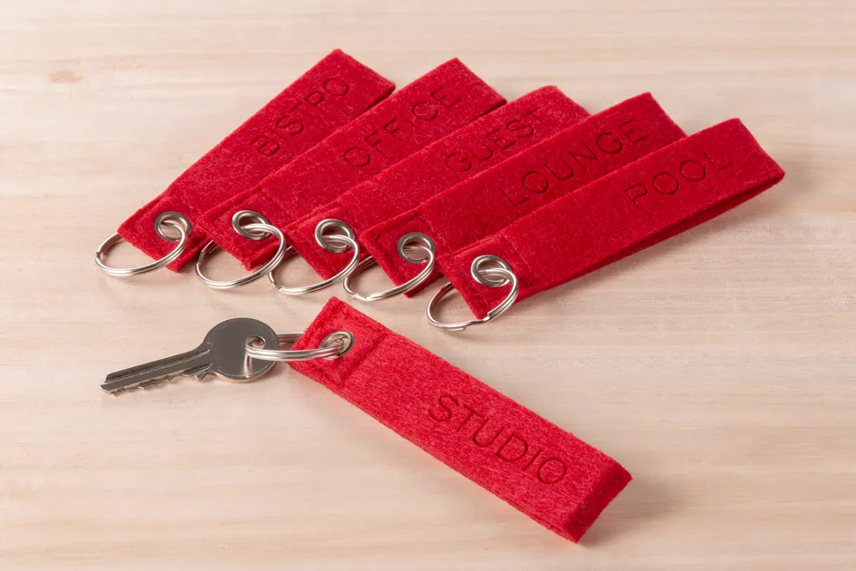 personalised-corporate-gifts.webp